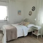 Apartament W Sasiedztwie Lasu 1800M Od Morza